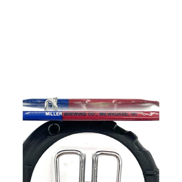 Vintage 90's NFL Washington Redskins Miller Lite Beer Pin - Picture 4 of 9